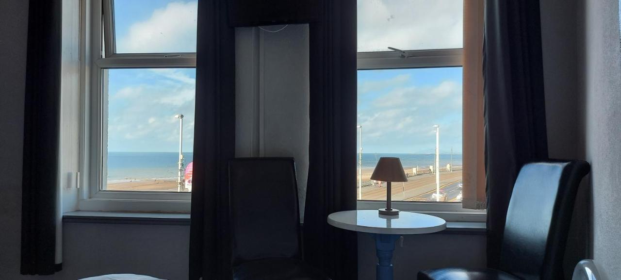 Bowies Lodge Blackpool Exterior foto