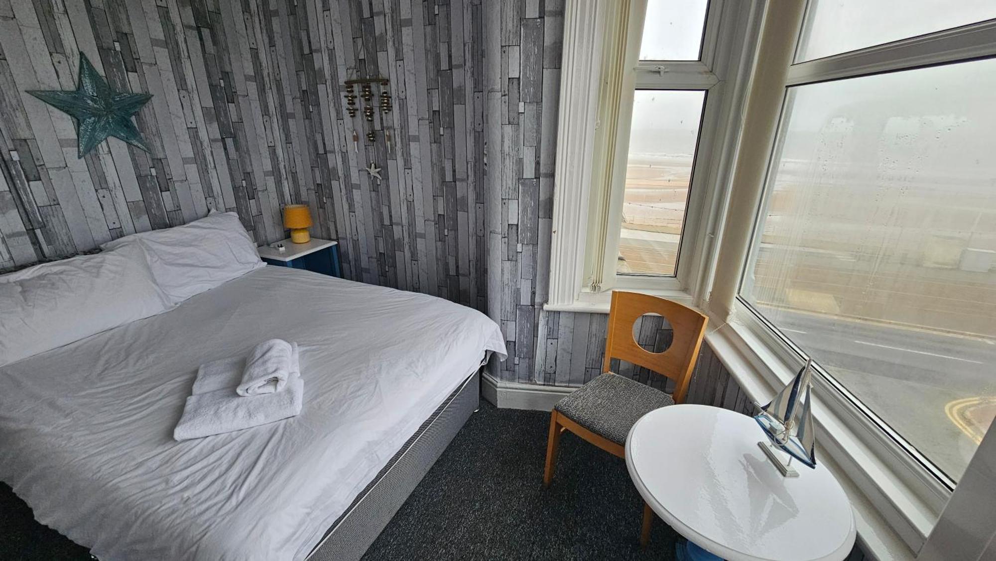 Bowies Lodge Blackpool Exterior foto